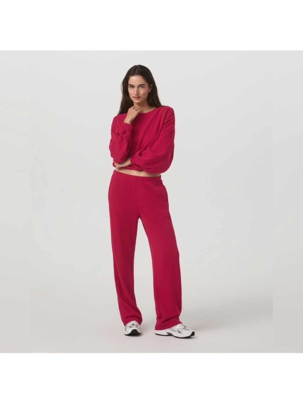 Vuori Sedona Set in Strawberry 🍓Sweatpants, Sweatshirt and Waffle Tee